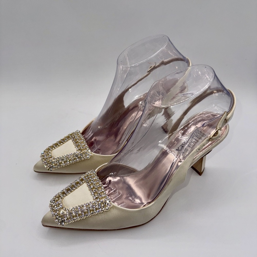Badgley Mischka Enida Rhinestone Slingback Heels Women's Size 6 Champagne Satin
